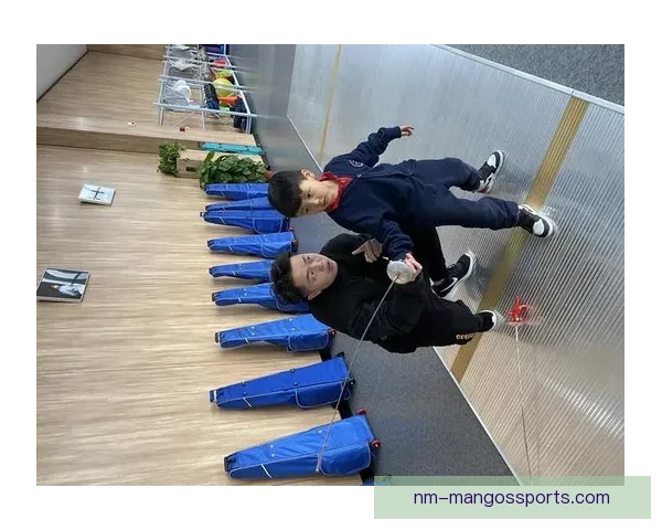 击剑高效训练指南：技巧、战术与身体素质的全方位提升