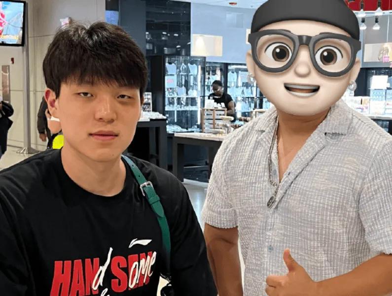 强度确实大, 证明训练的, 同时照片来