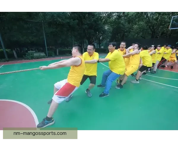 团结拔河，共创辉煌