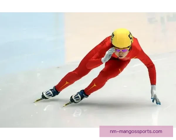 国际滑冰杯赛掀新风潮：冰场飞花溅玉，舞动世界的精彩冰上狂想！