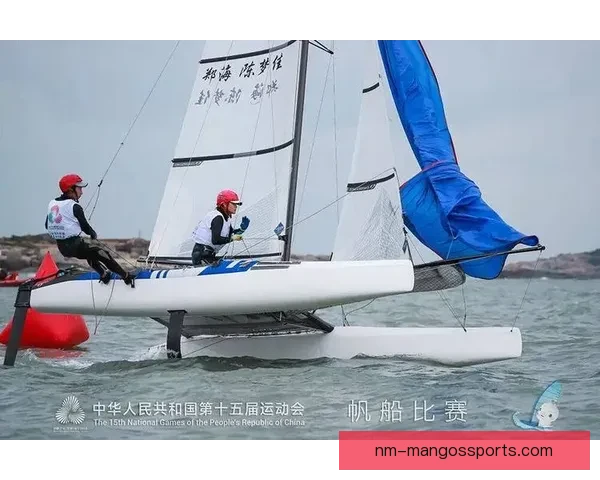 帆船比赛精彩纷呈，实力对决激情迸发