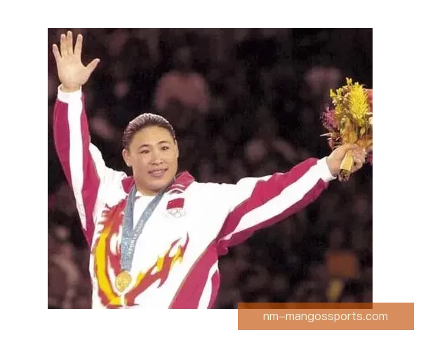 顶尖柔道冠军：技压群雄，夺得金牌